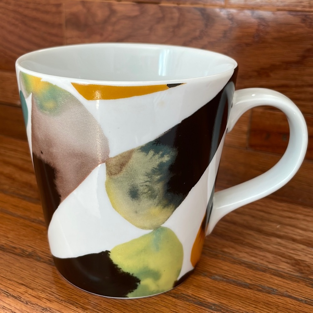 CRATE & BARREL  Coffee Mug